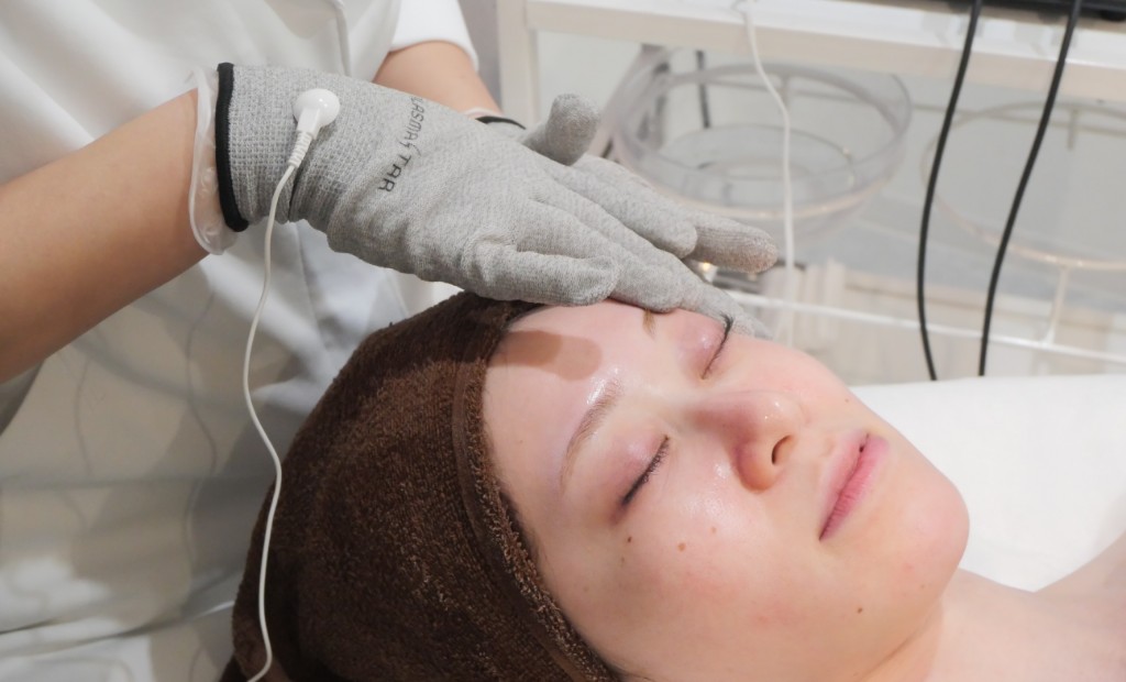 なぜ看護師が施術を行うのか